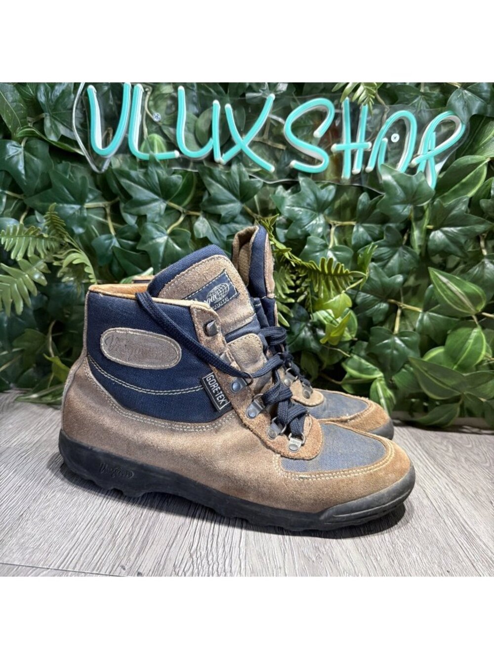 Vasque Skywalk Gore-Tex 7534 Hiking Boots Women’s Size 8  M  Made in Italy